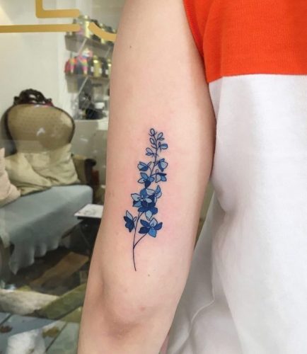 Discover Your Month: 23 birth Flower Tattoos for Meaningful Personal Expression in 2025