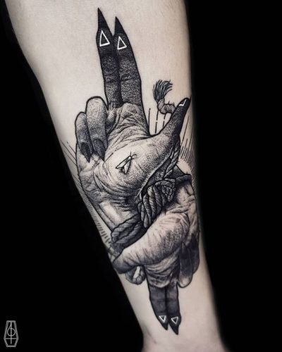 Discover top 17 Tattoo Trends for 2025: from Cosmic Climbs to ethereal Smokes