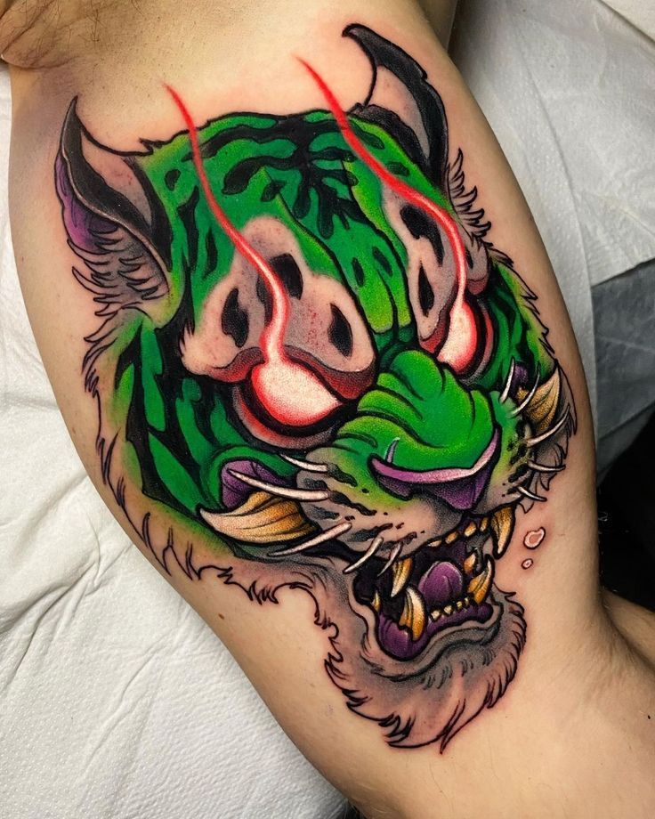 17 Unique American Traditional Tattoo Ideas: Bold Designs with tigers, Eagles, Flowers, and More