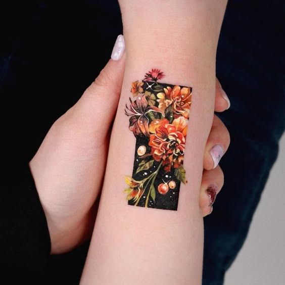 discover 24 Stunning Flower Bouquet Tattoo Ideas: Delicate,Colorful,and Minimalist designs