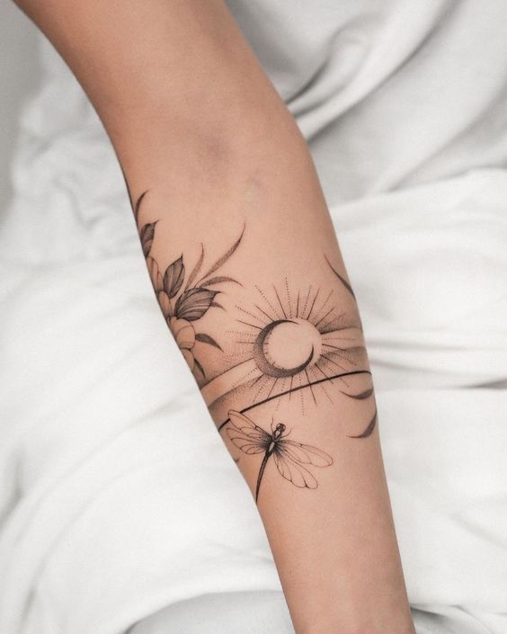 Explore 20 Stunning Fine Line Tattoo Ideas: Minimalist designs for women & Men