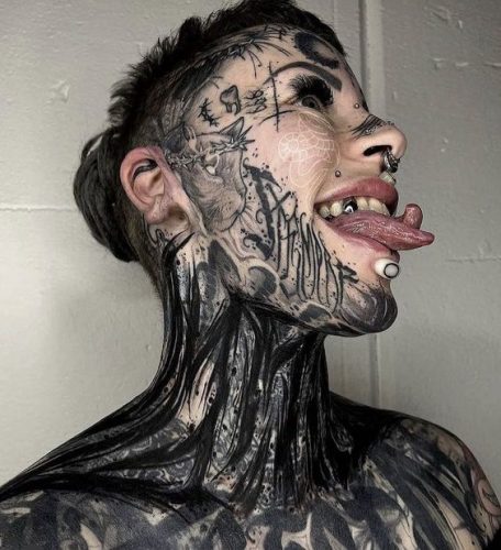 Discover Top 17 Tattoo Trends for 2025: From Cosmic Climbs to Ethereal smokes
