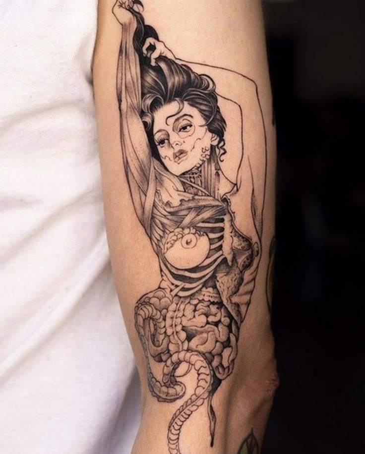Explore 26 Lilith tattoo Ideas for 2025: dark Aesthetic, Black Moon Symbols, Realistic & Blackwork Designs