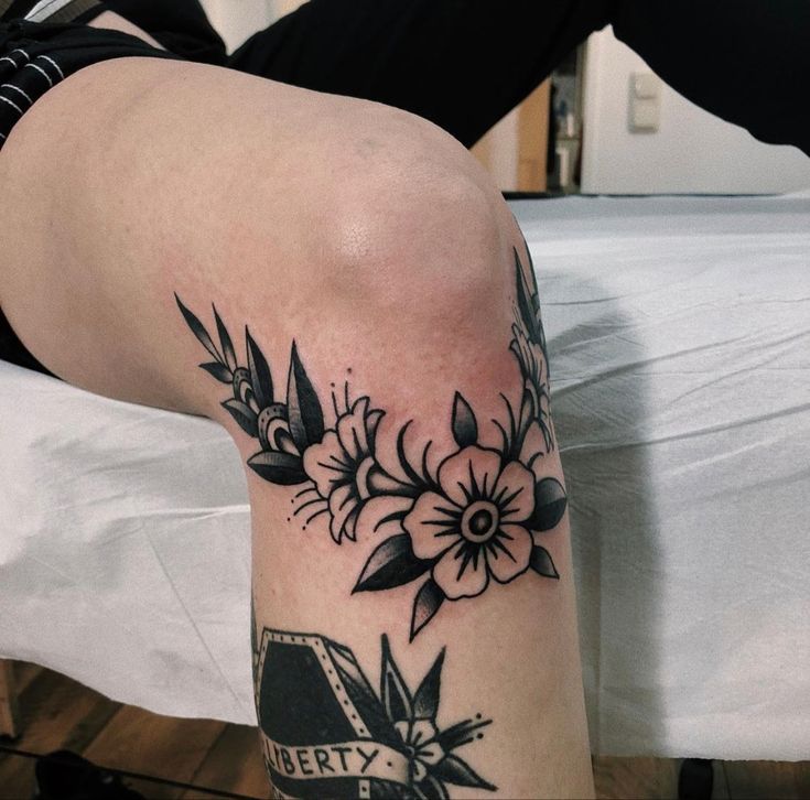 17 Unique American Traditional Tattoo Ideas: Bold Designs with Tigers, Eagles, Flowers, and More