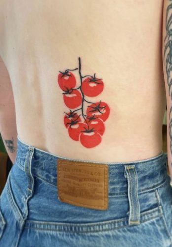 17 Juicy Tomato Tattoo Designs 2025: From minimalist to Traditional Artistry