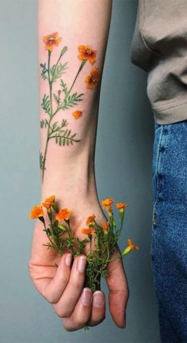 Discover Your Month: 23 Birth Flower Tattoos for Meaningful Personal Expression in 2025