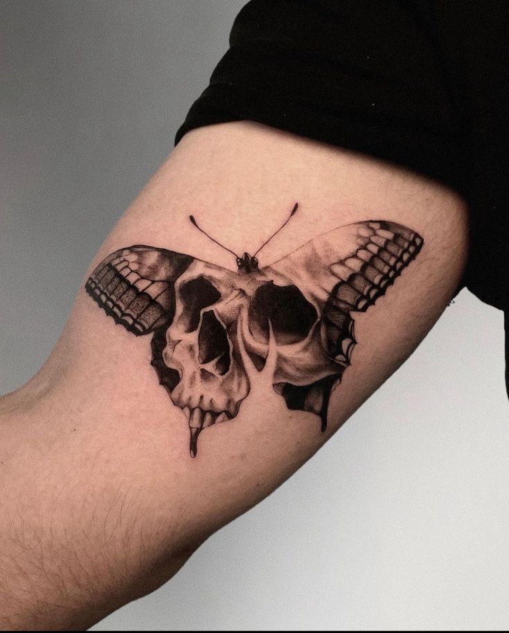 Explore 18 Realistic Skull Tattoos for Men & Women – Top Design Ideas & Stencil Art 2025