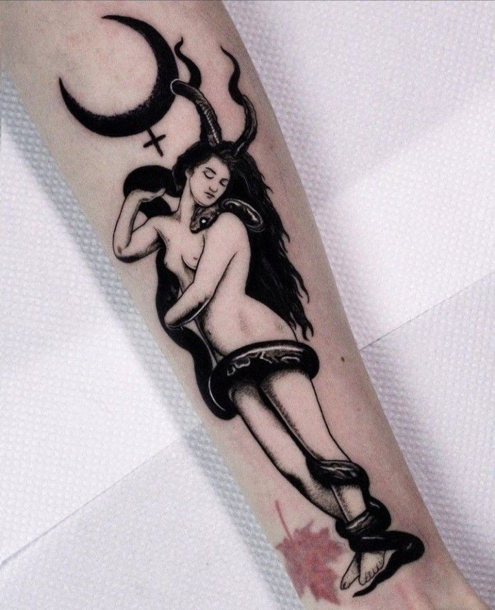 Explore 26 Lilith Tattoo Ideas for 2025: Dark Aesthetic, Black Moon Symbols, Realistic & Blackwork Designs