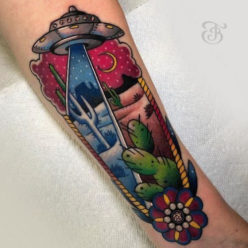 Explore 20 Striking UFO Tattoo designs – From Minimalist to Vibrant, Ideas for 2025