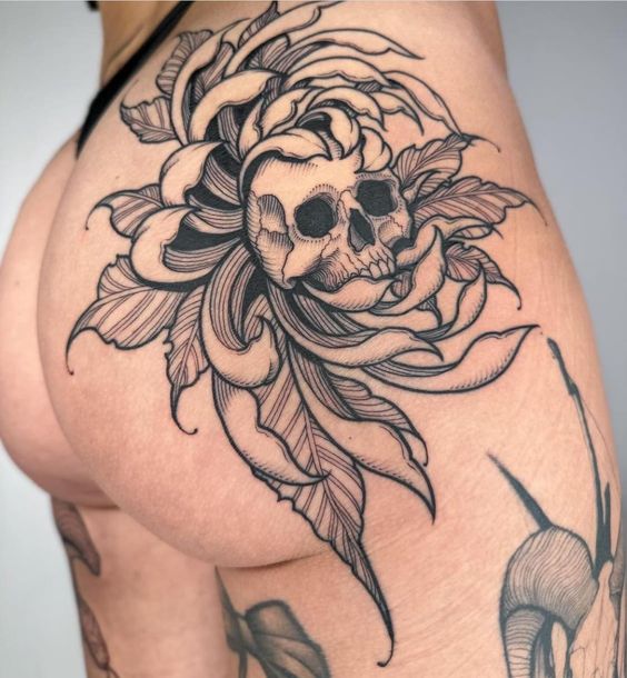Explore 18 Realistic Skull Tattoos for Men & Women – Top Design Ideas & Stencil Art 2025
