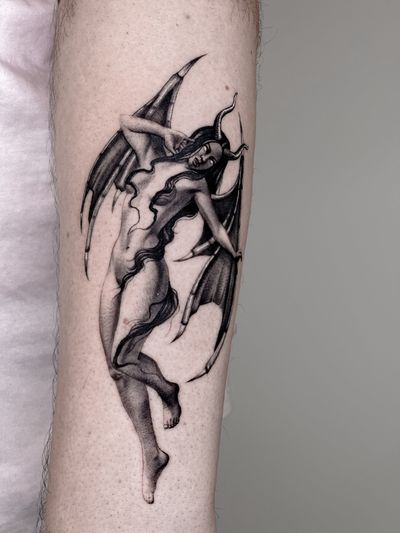 Explore 26 Lilith tattoo Ideas for 2025: Dark Aesthetic, Black Moon symbols, Realistic & Blackwork Designs