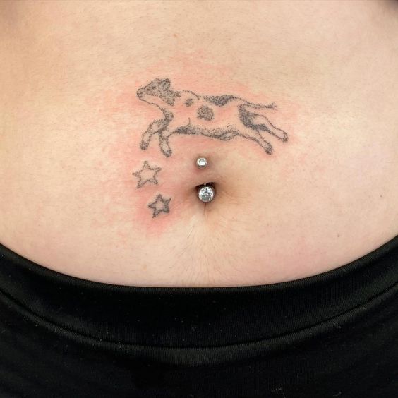 22 Ideas for Lower Stomach Tattoos: Stunning Designs and Unique Personal Statements