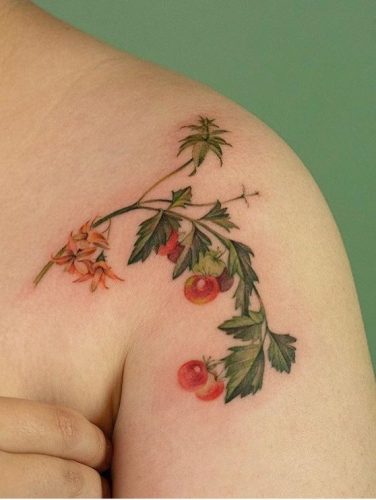 17 Juicy Tomato Tattoo Designs 2025: From Minimalist to Traditional Artistry