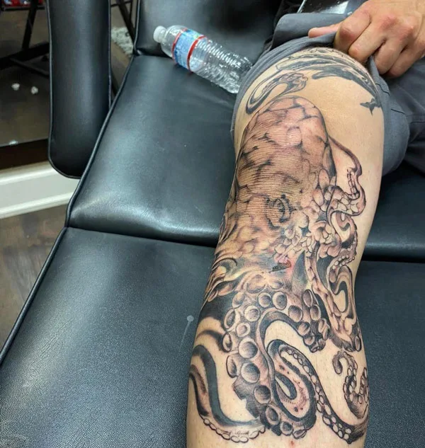 100 Small Kneecap Tattoo Ideas That Will Make You Look Cool