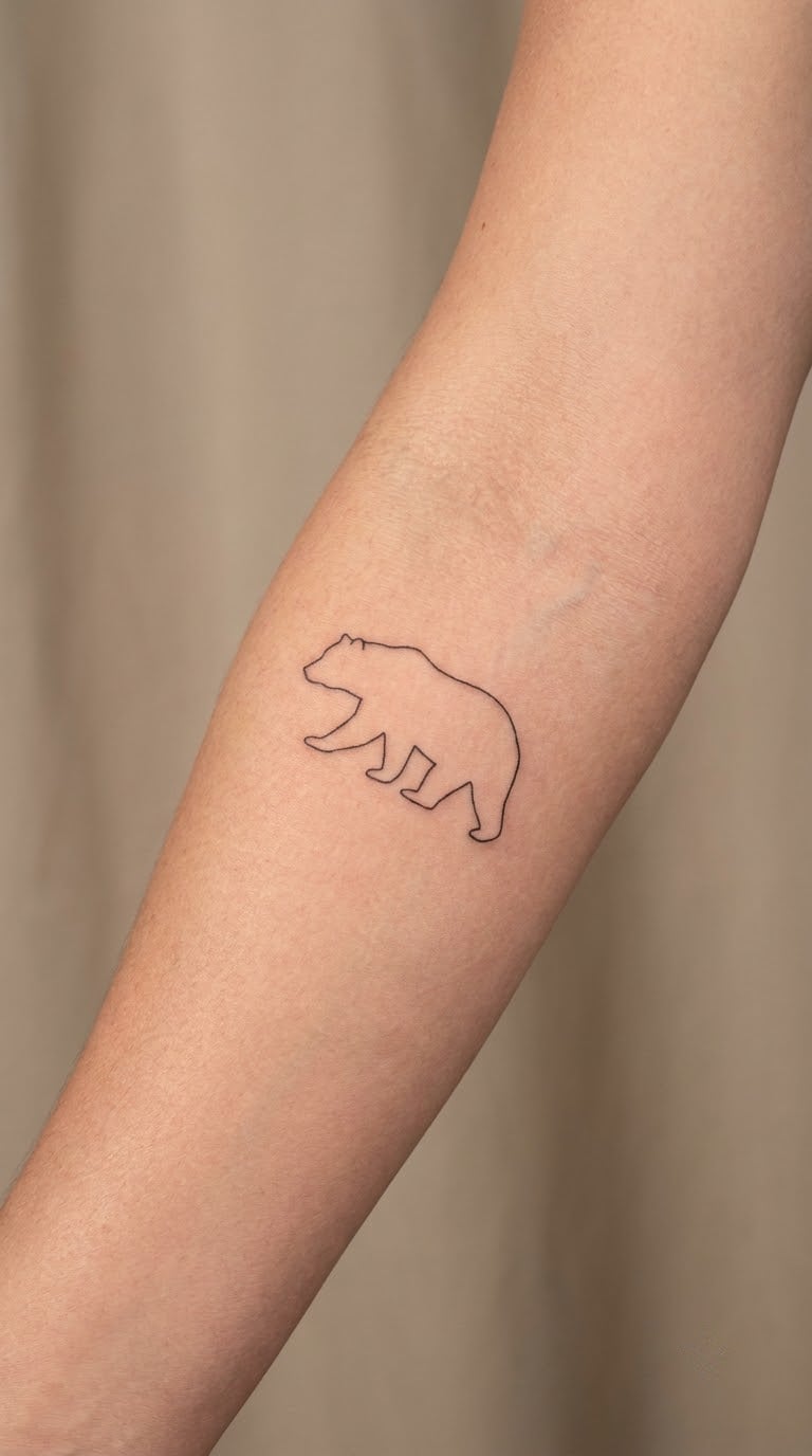 Minimalist Line-Art Bear